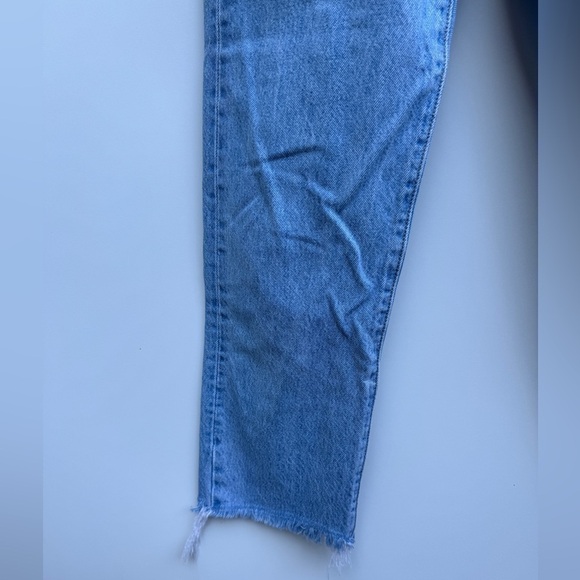 Levi’s Wedgie Straight Light Wash Raw Hem Button Fly High Rise Jeans Size 25 - Picture 6 of 14